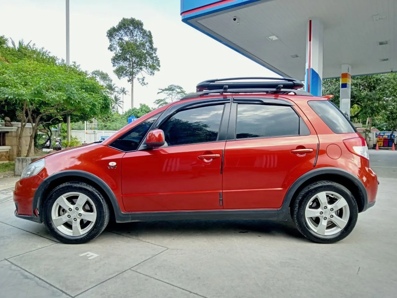 SUZUKI SX4 — 4