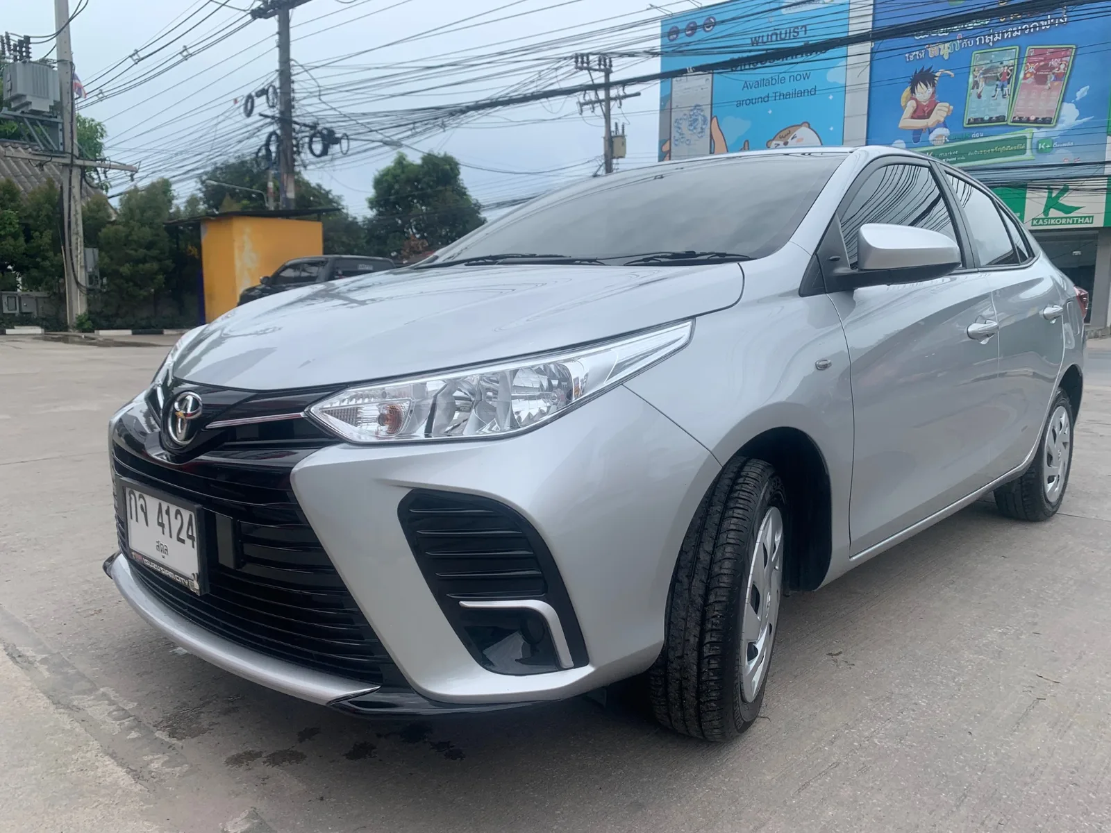 TOYOTA Yaris — 1