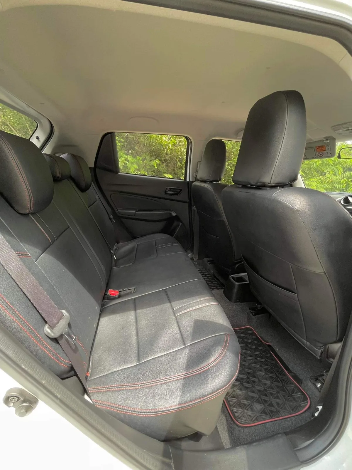 SUZUKI Swift — 6