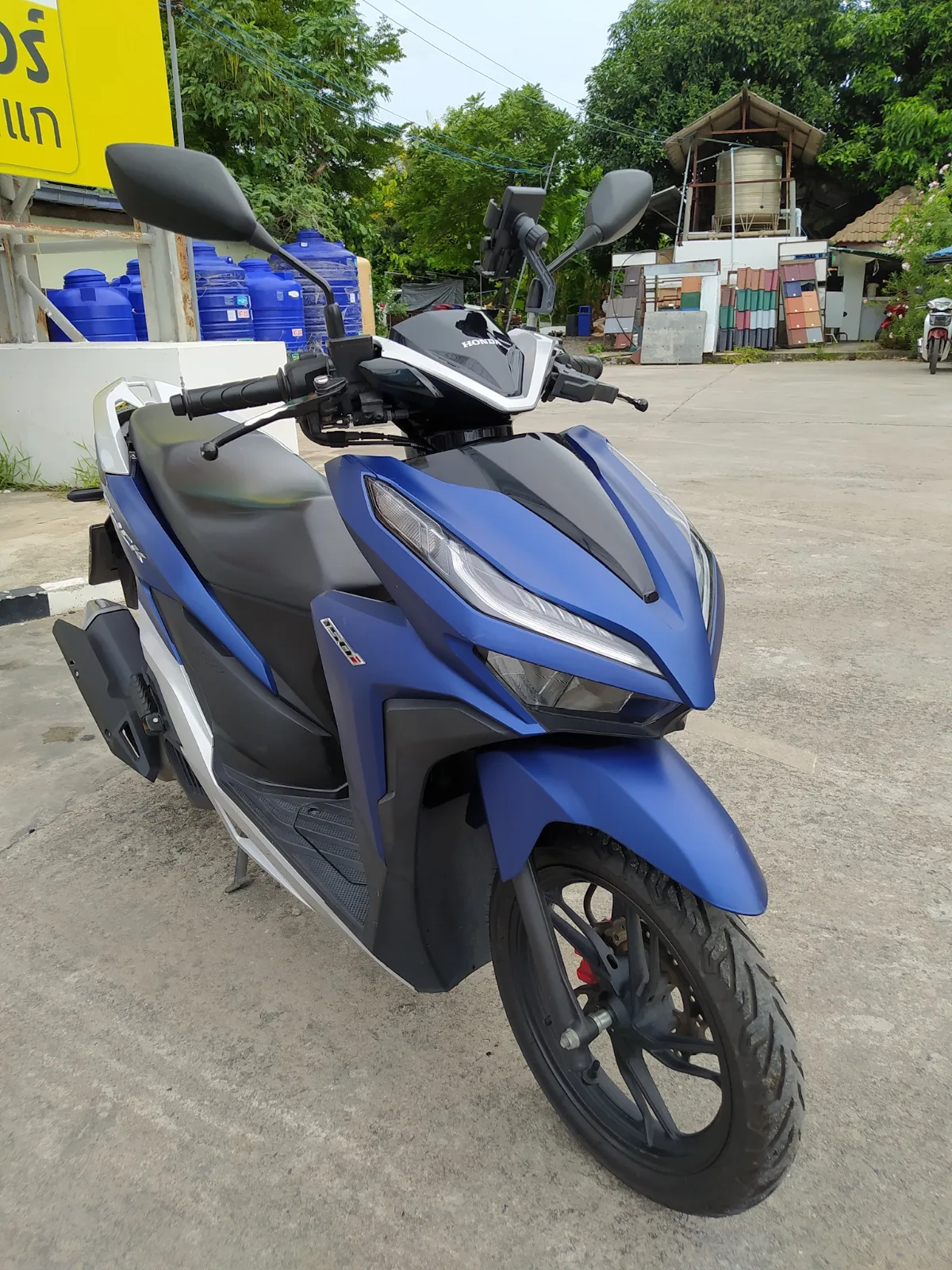HONDA Click — 1