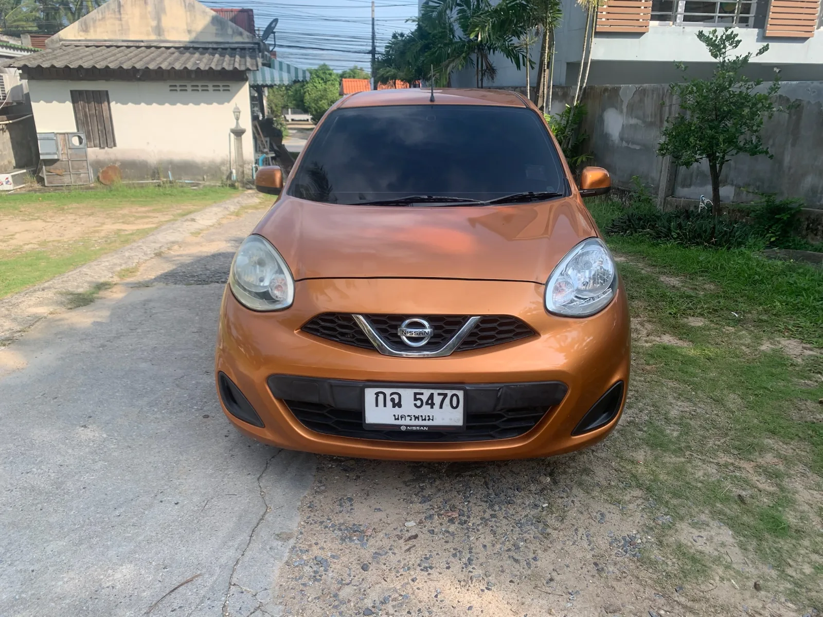NISSAN March — 5