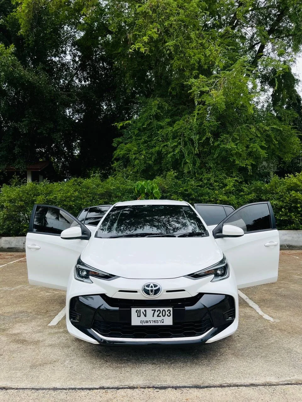 TOYOTA Yaris — 2
