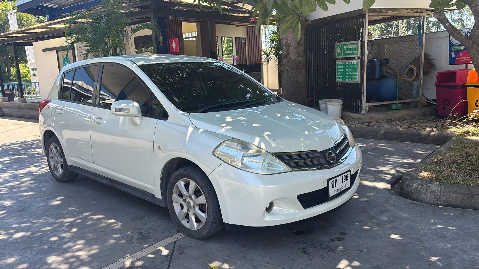 NISSAN Tiida