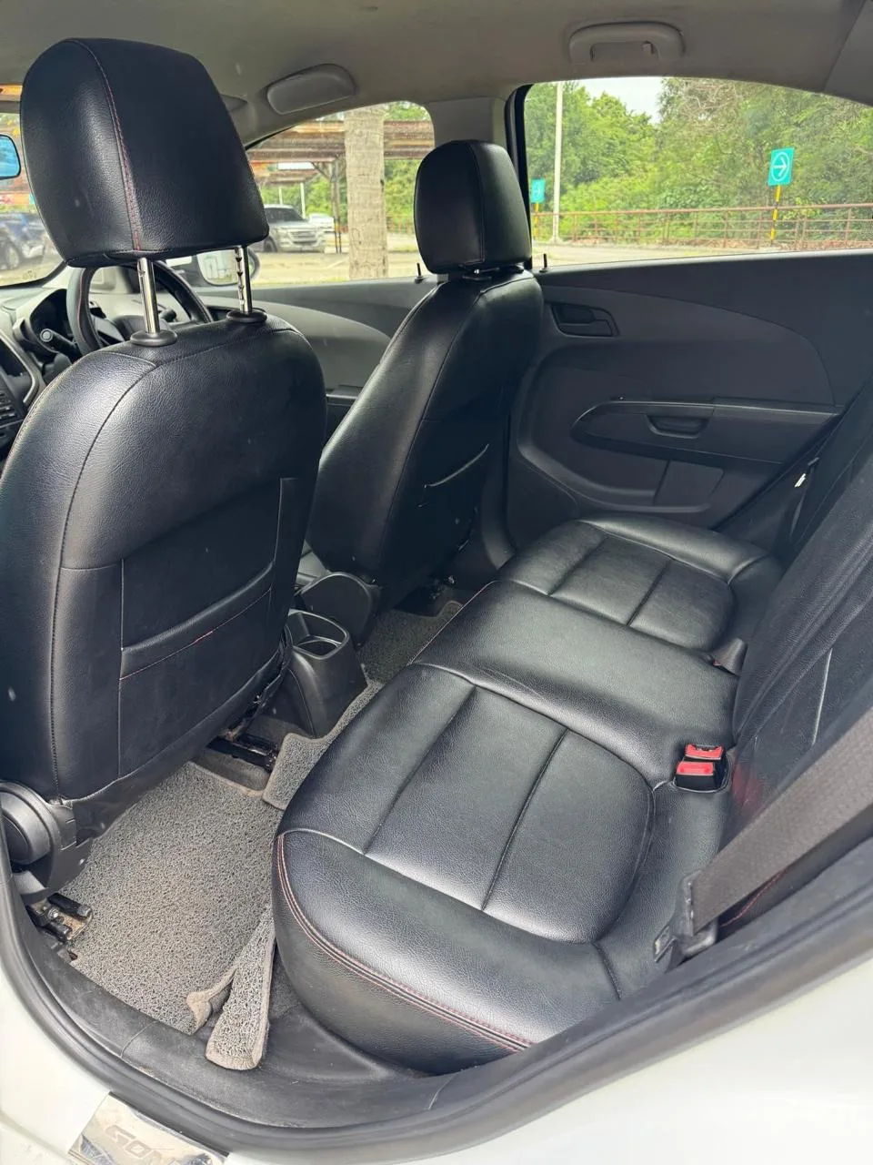 CHEVROLET Sonic — 4