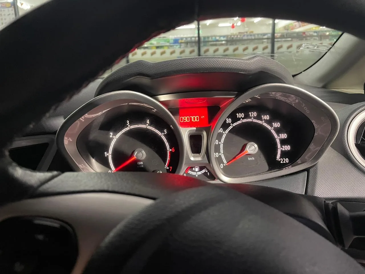 FORD Fiesta — 4