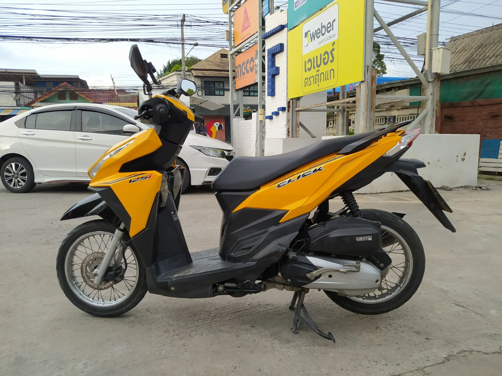 HONDA Click — 1
