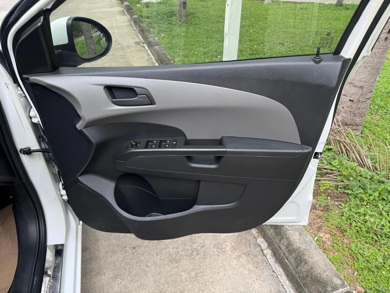 CHEVROLET Sonic — 5