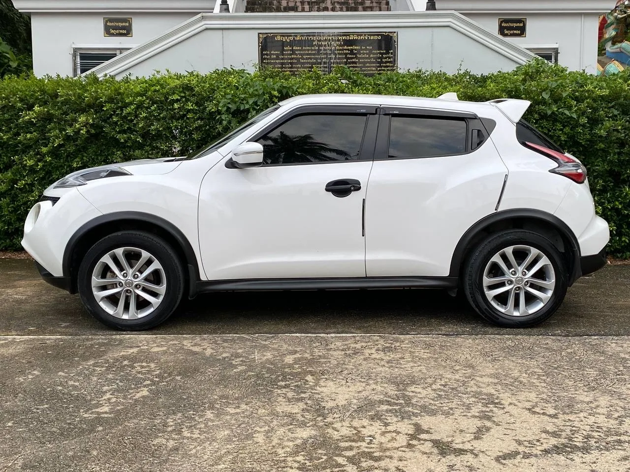 NISSAN Juke