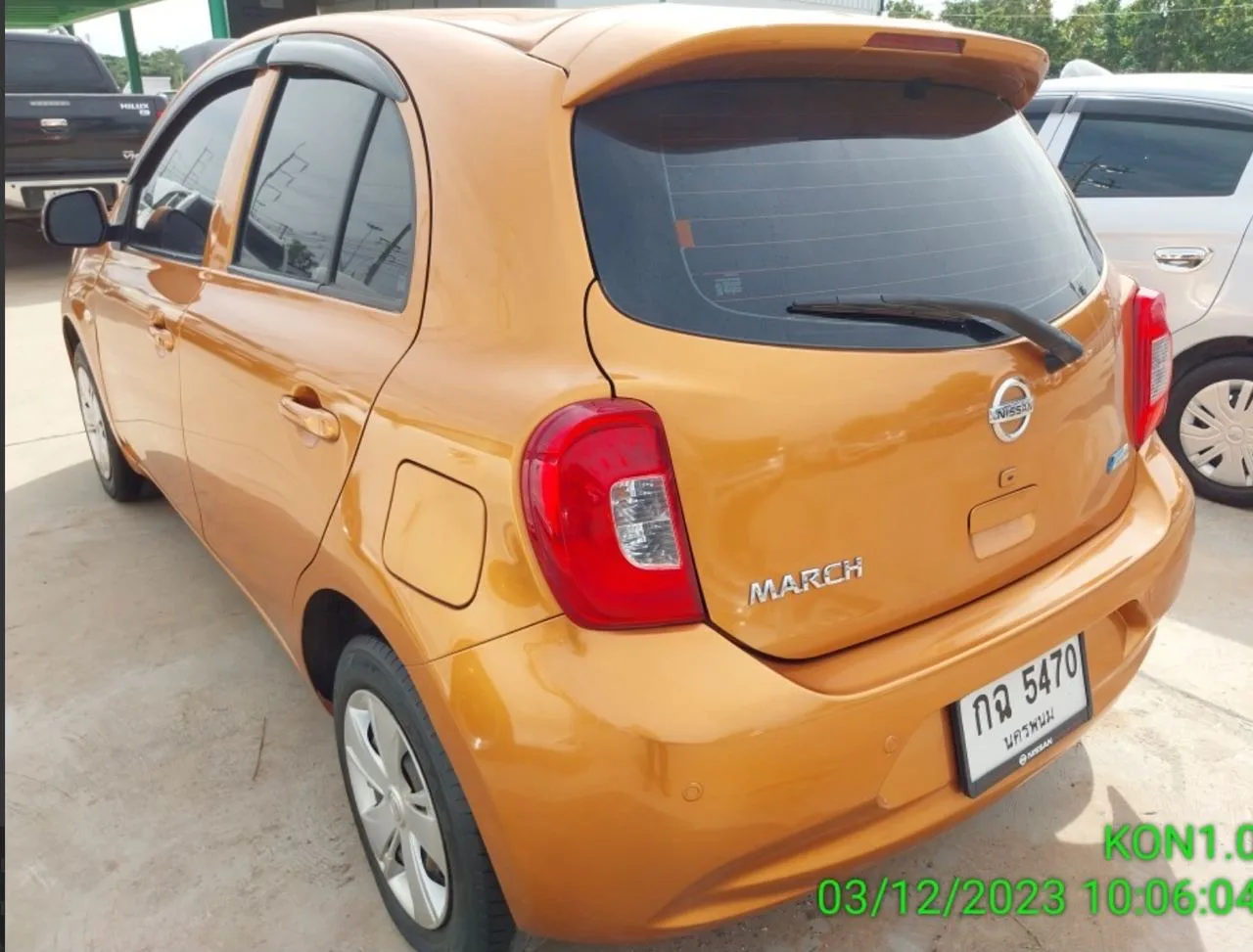 NISSAN March — 3