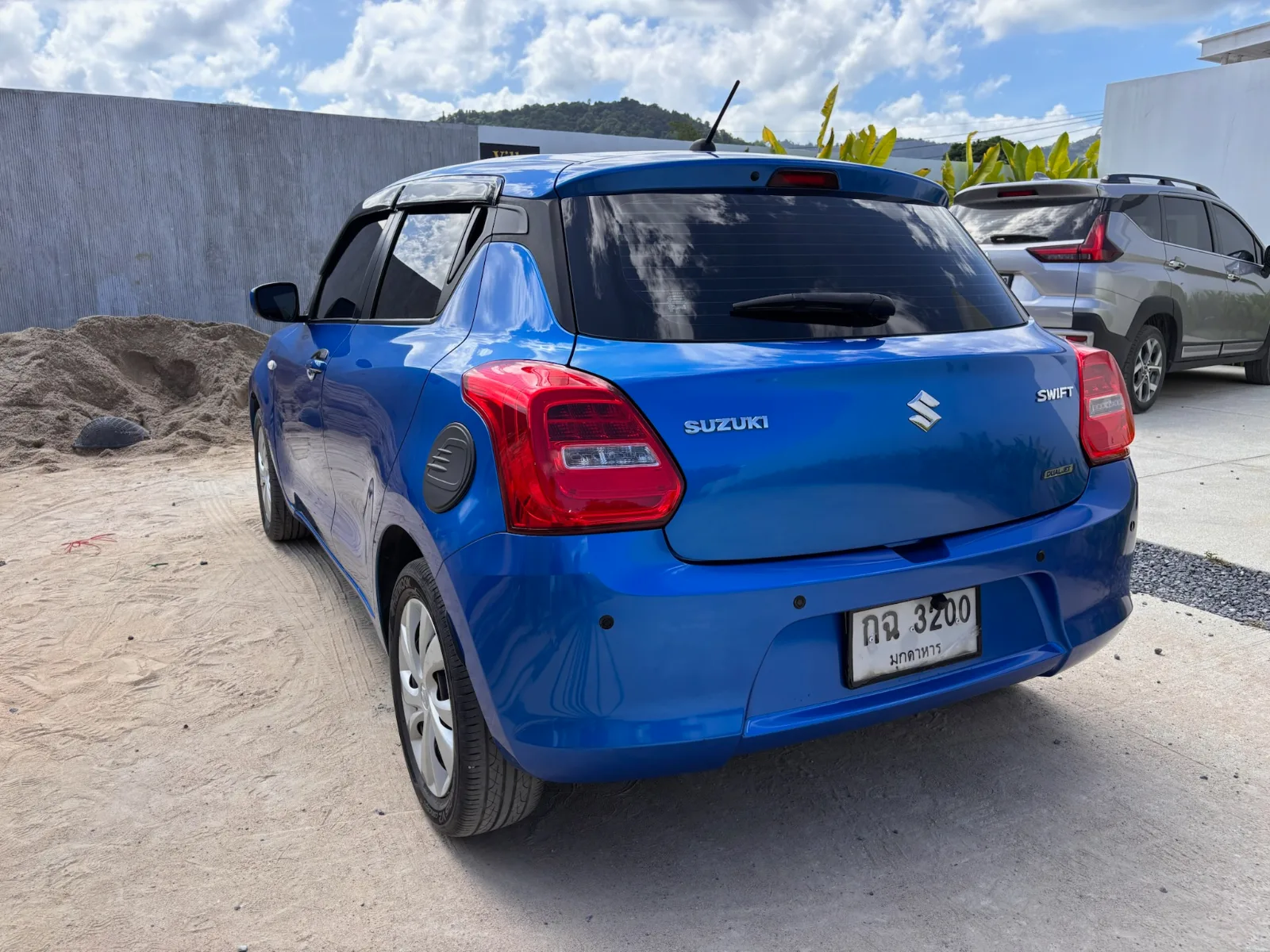 SUZUKI Swift — 3