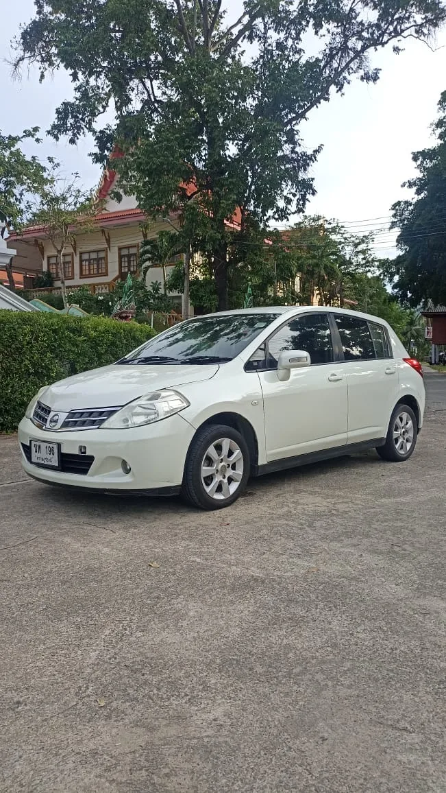 NISSAN Tiida — 2