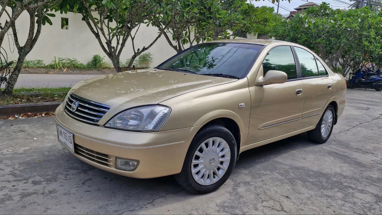 NISSAN Sunny