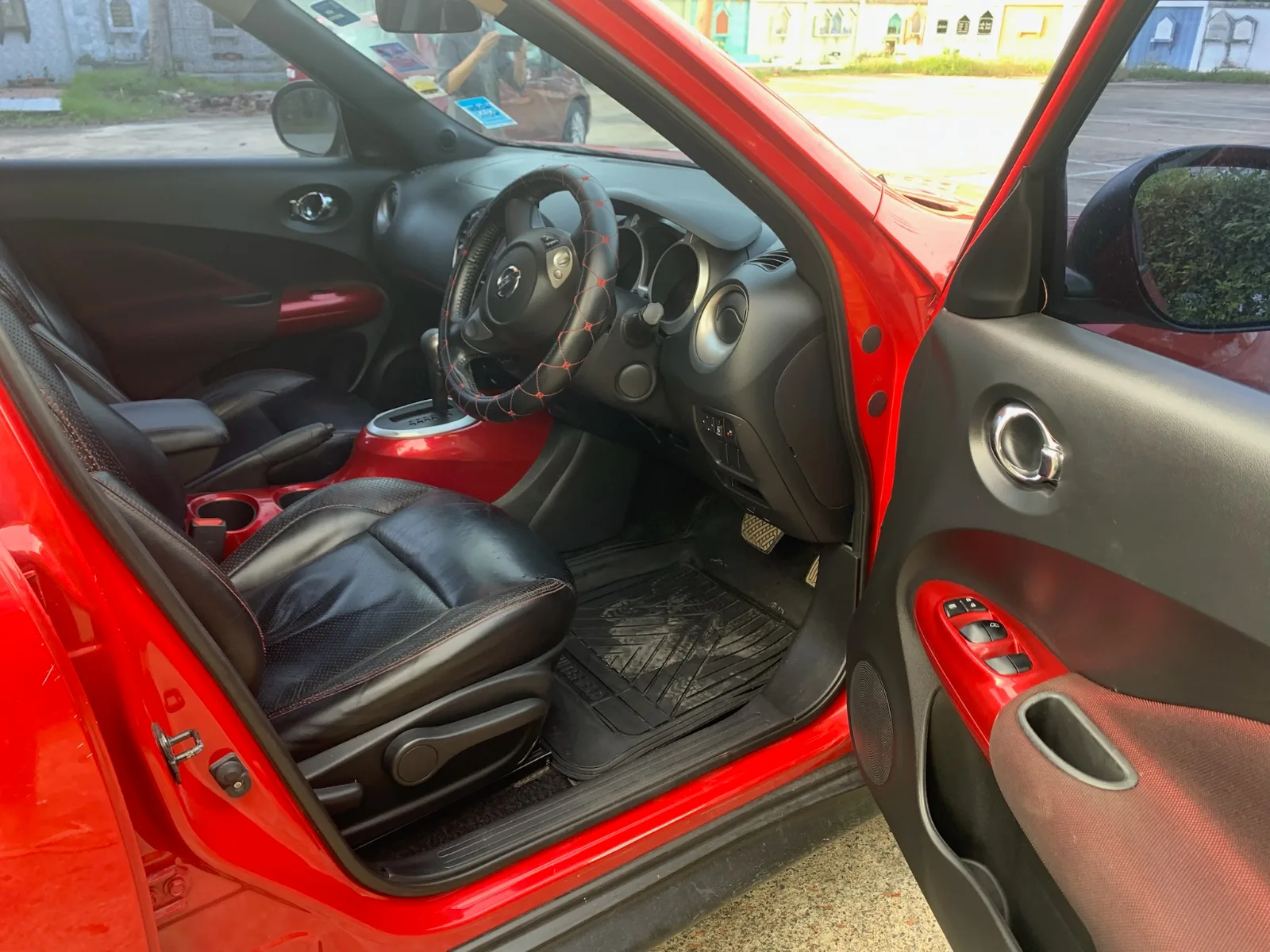 NISSAN Juke — 4
