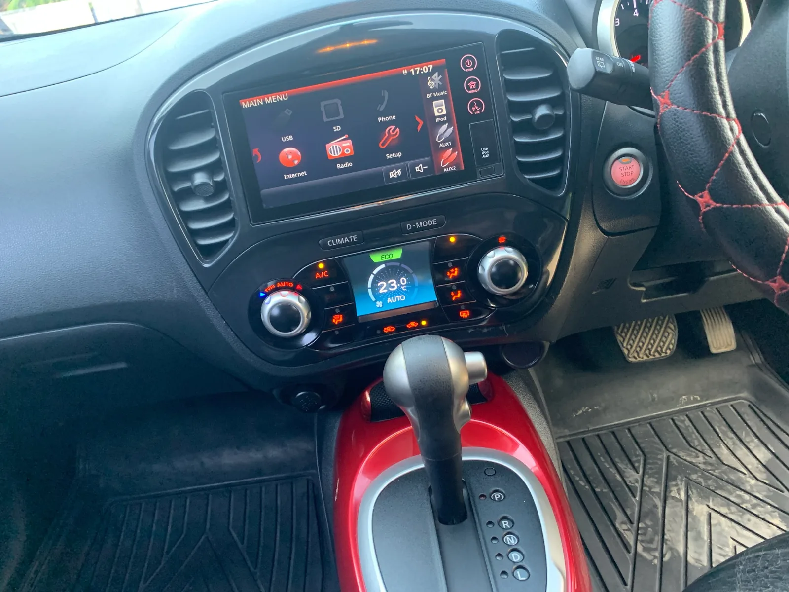 NISSAN Juke — 5