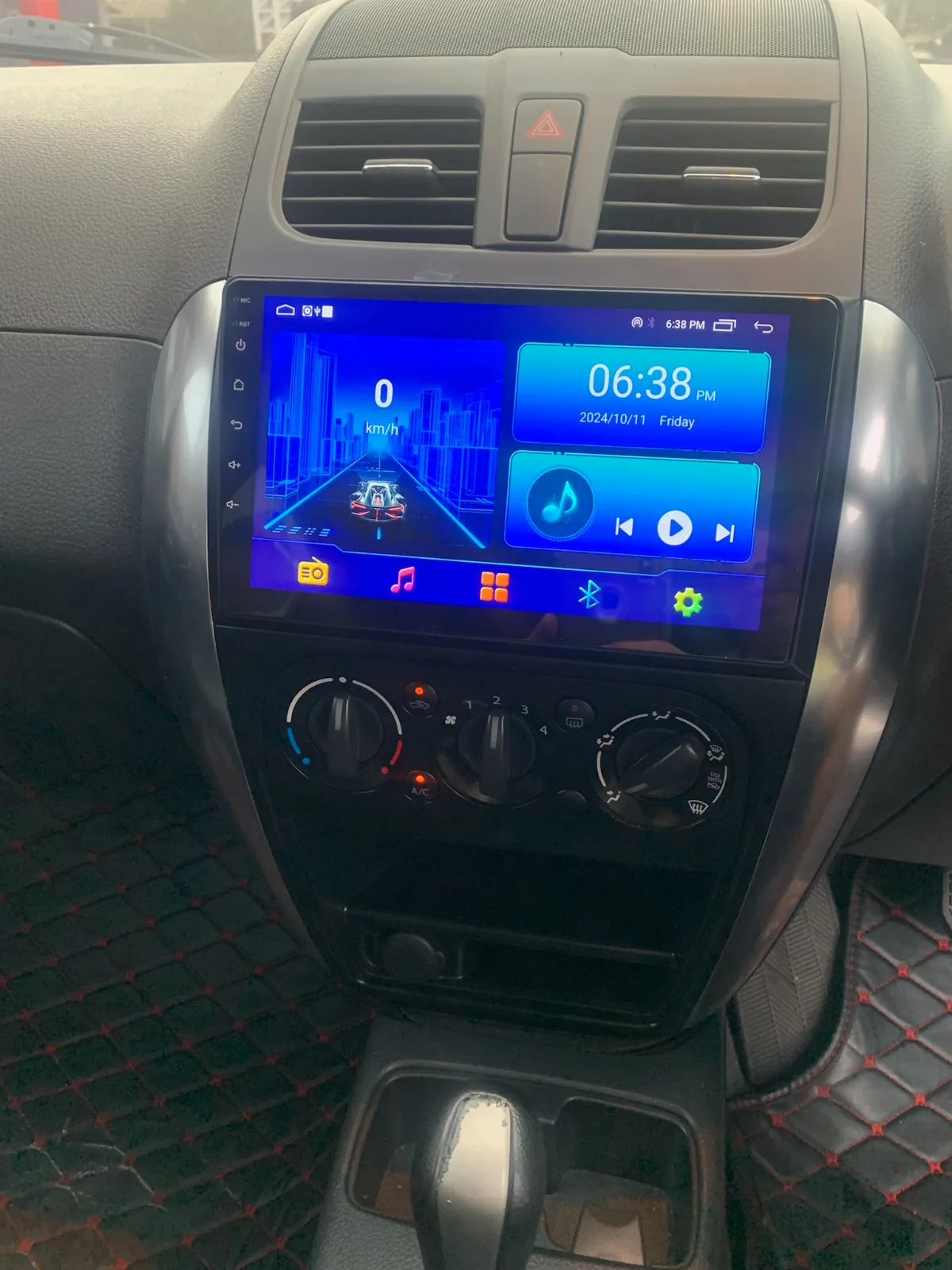 SUZUKI SX4 — 7